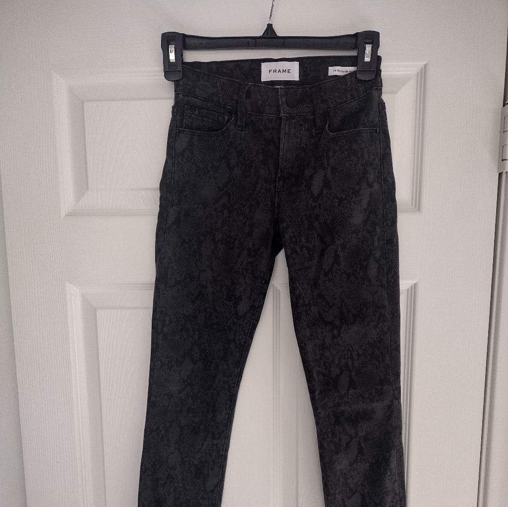 Frame- Le Skinny de Jeanne snake-print jeans